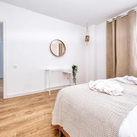 بيت للعطل Ocean Front Oasis *